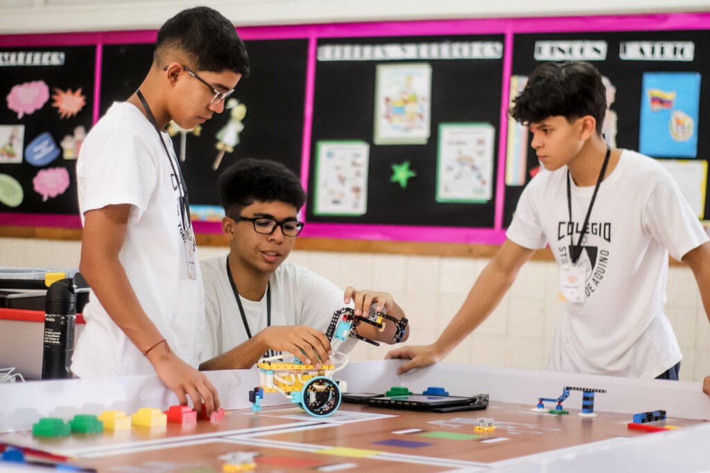 Alumnos de robotica